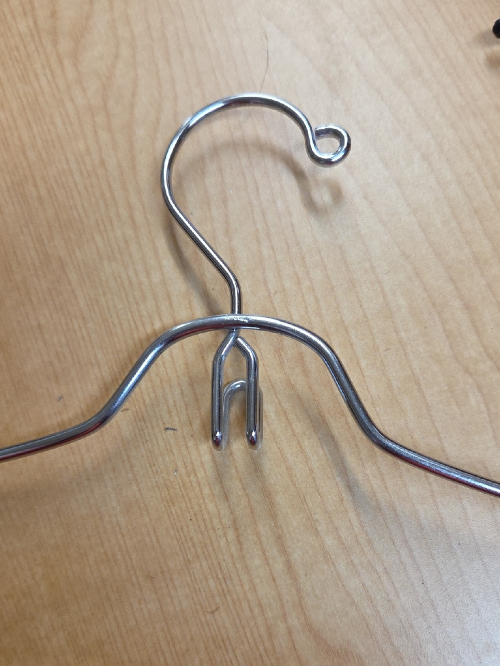Fuller Chrome Wire Cloths Hangers, Rubber Clips For Skirts And Pants. Lot Of 7 - Picture 4 of 6